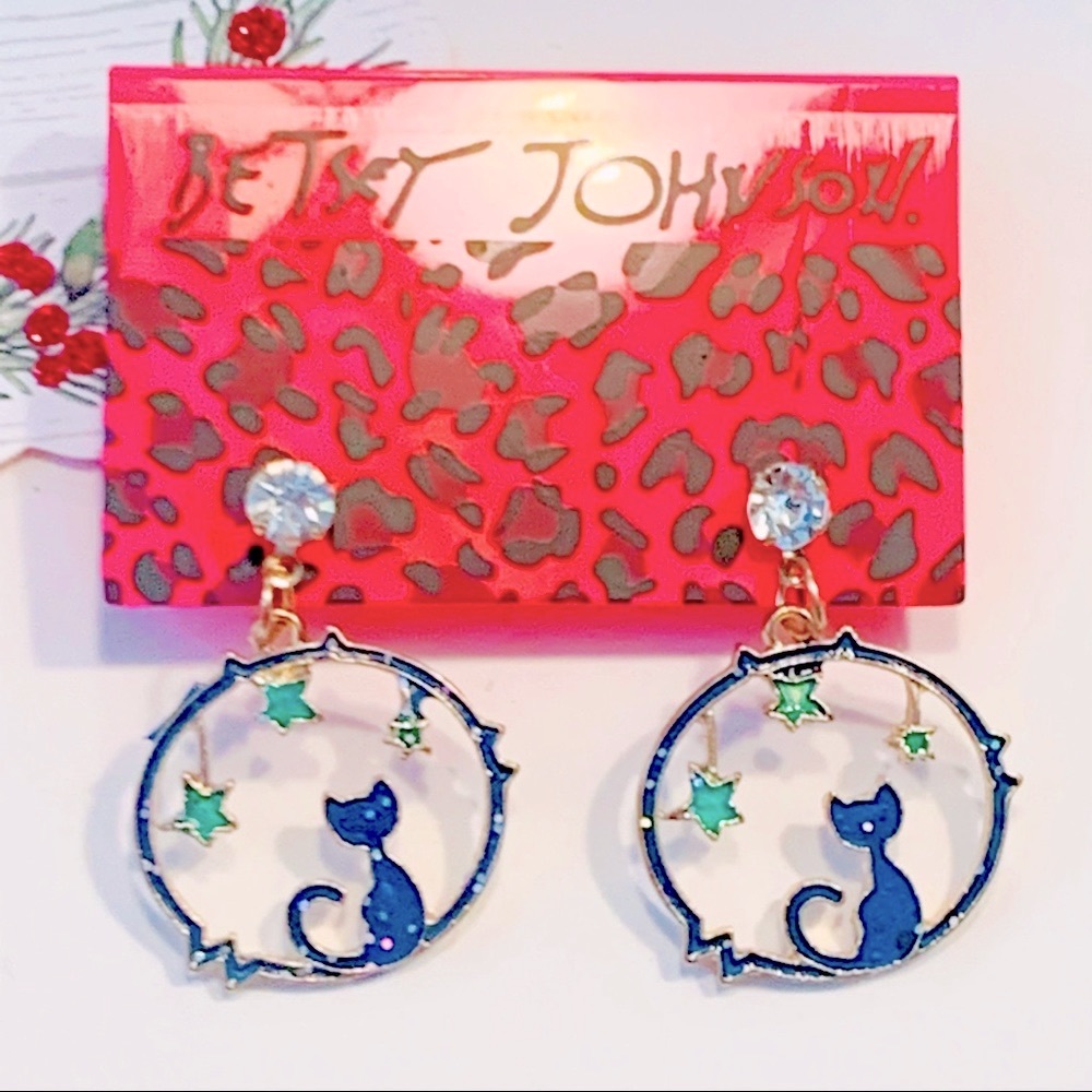 🌸 3/$30 🌸 Betsey Johnson Style - Night sky Cat Drop Earrings